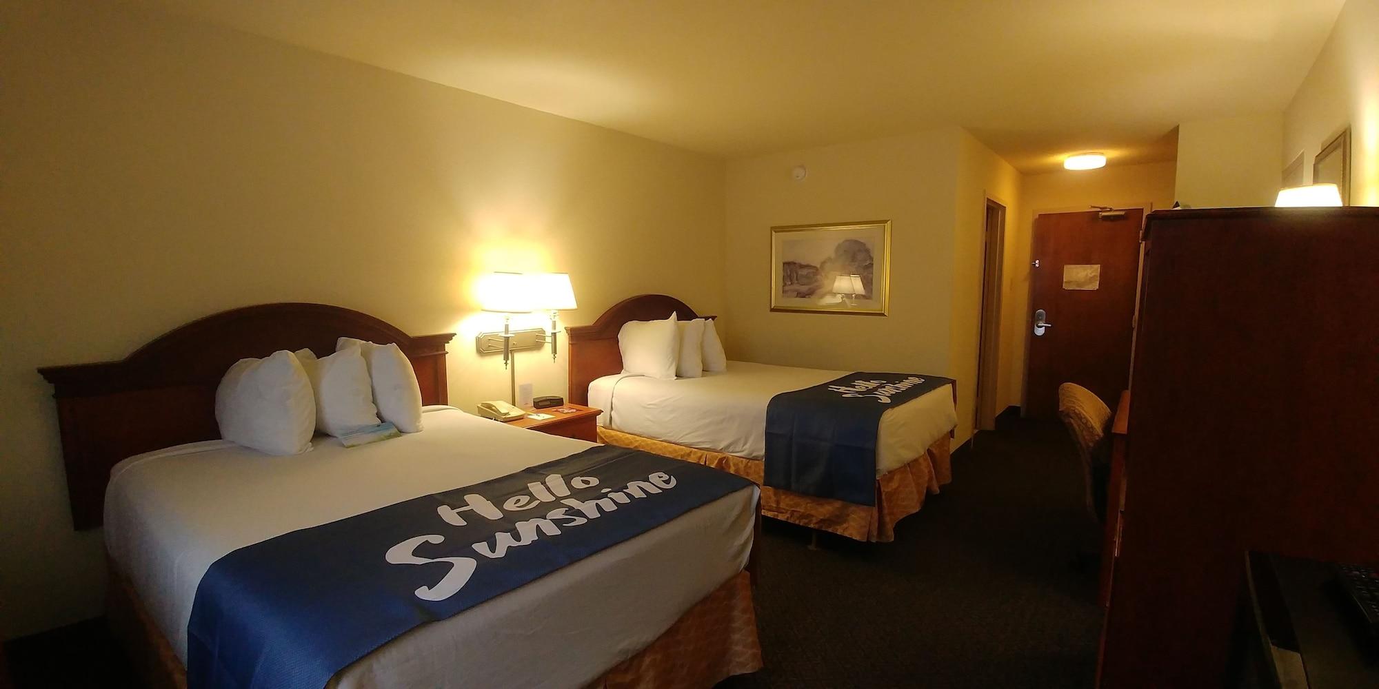 Days Inn By Wyndham Sidney Oh Exterior photo