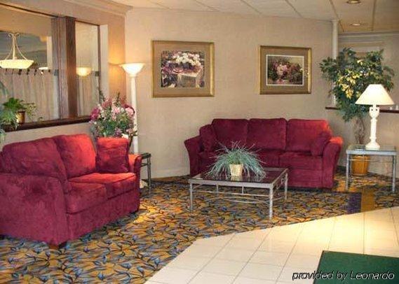 Days Inn By Wyndham Sidney Oh Interior photo